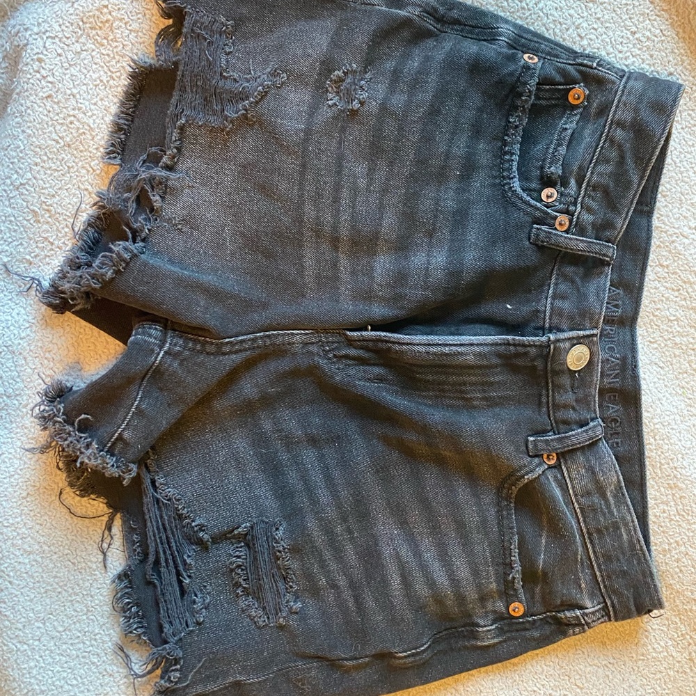 AE 90s Boyfriend Short